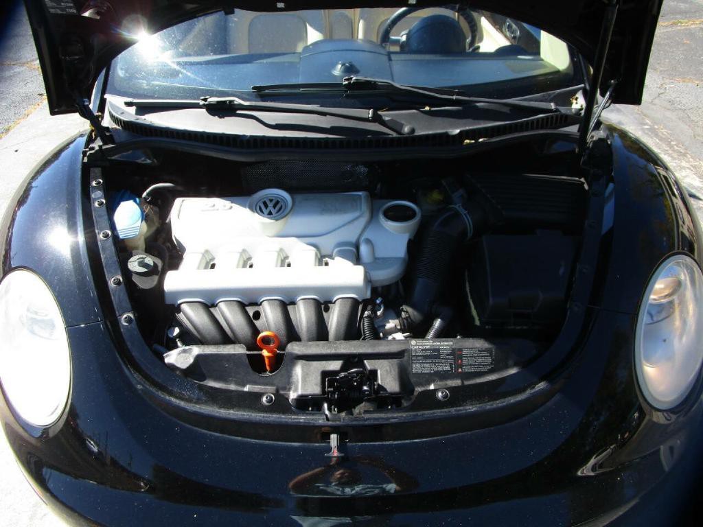 2008 Volkswagen Beetle Image 20