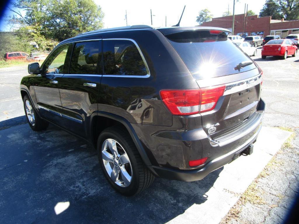 2012 Jeep Grand Cherokee Image 8