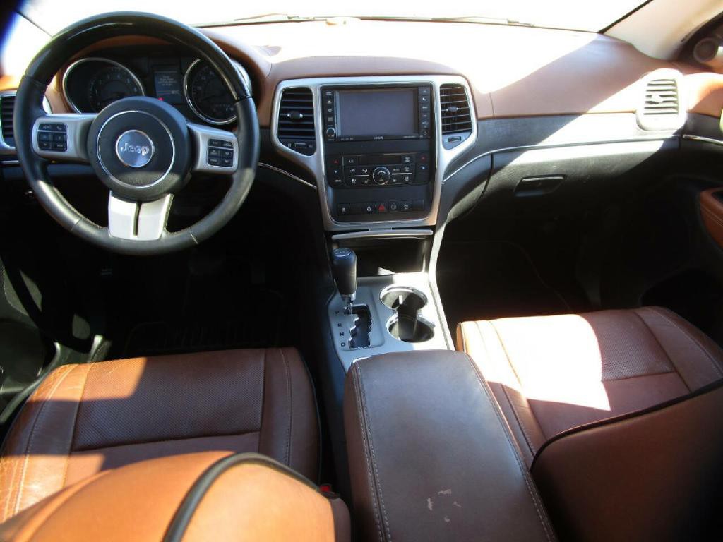 2012 Jeep Grand Cherokee Image 9