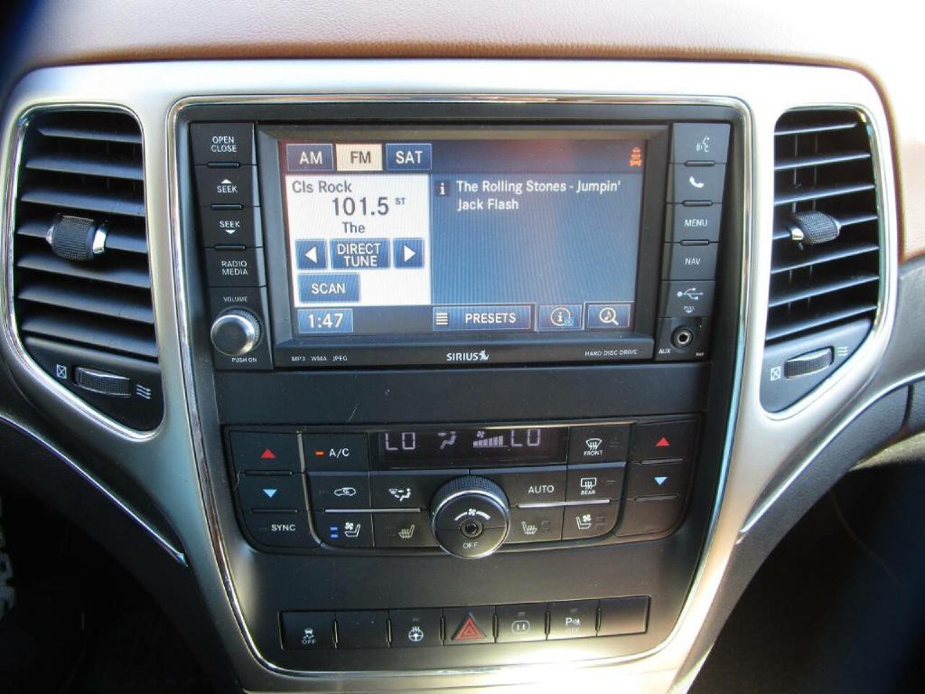 2012 Jeep Grand Cherokee Image 13