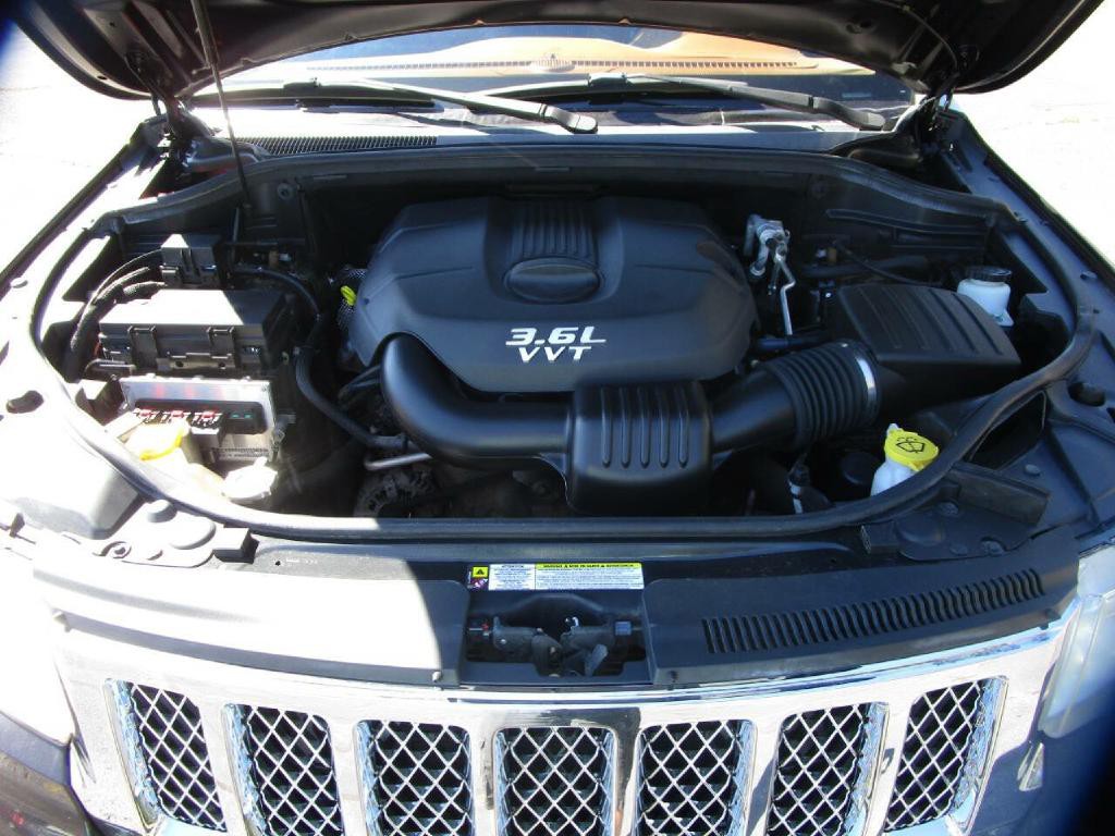 2012 Jeep Grand Cherokee Image 27