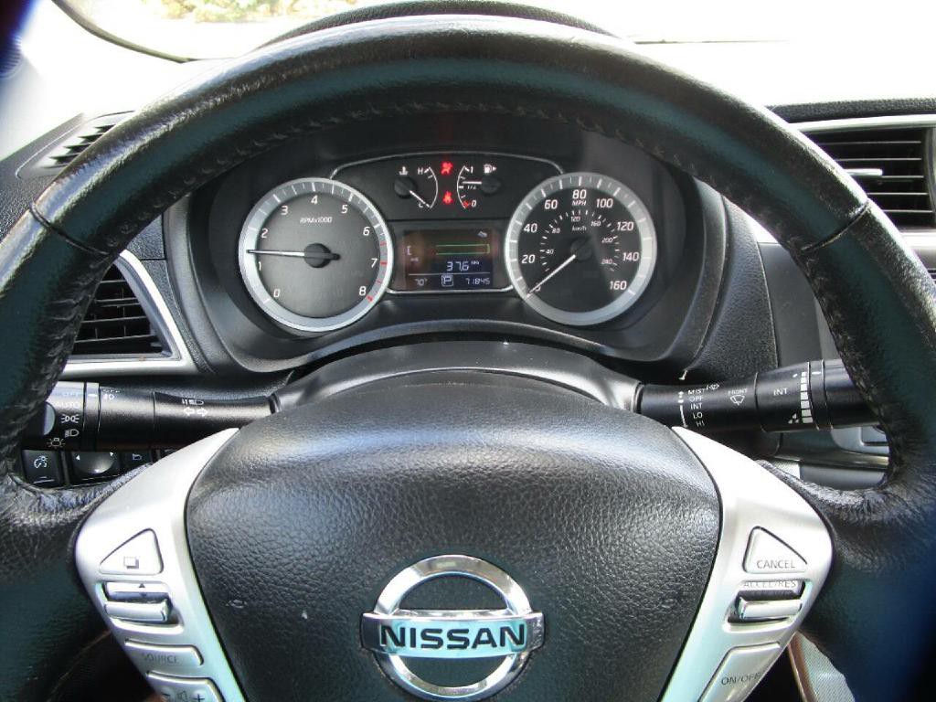 2015 Nissan Sentra Image 12