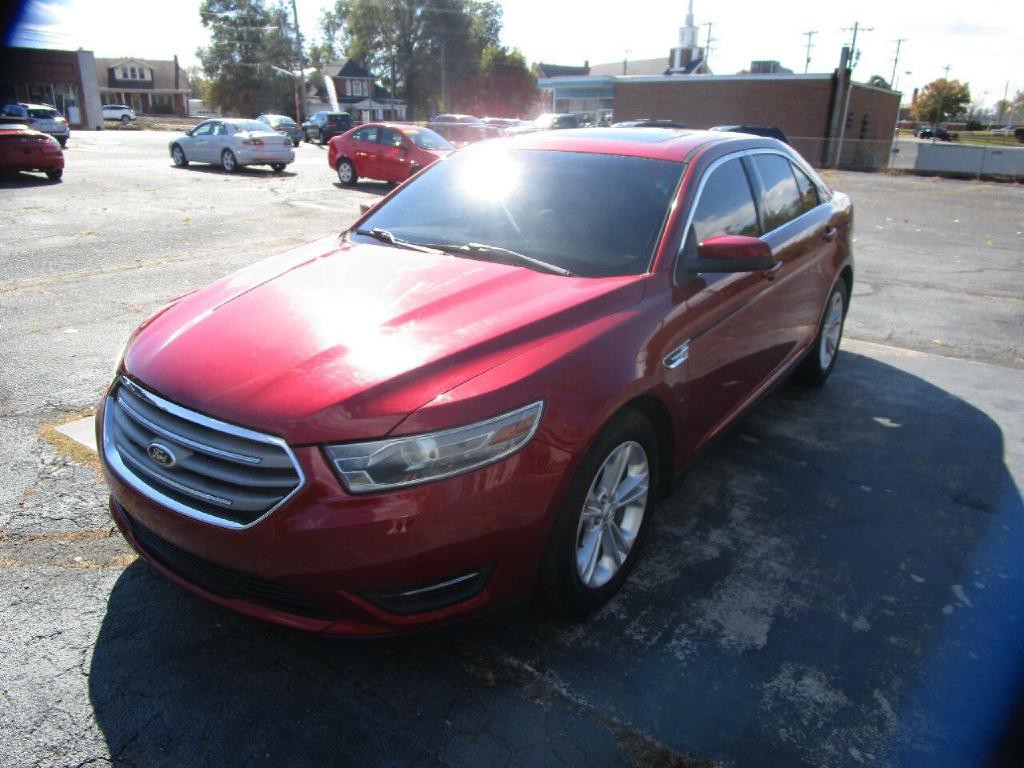 2013 Ford Taurus Image 2