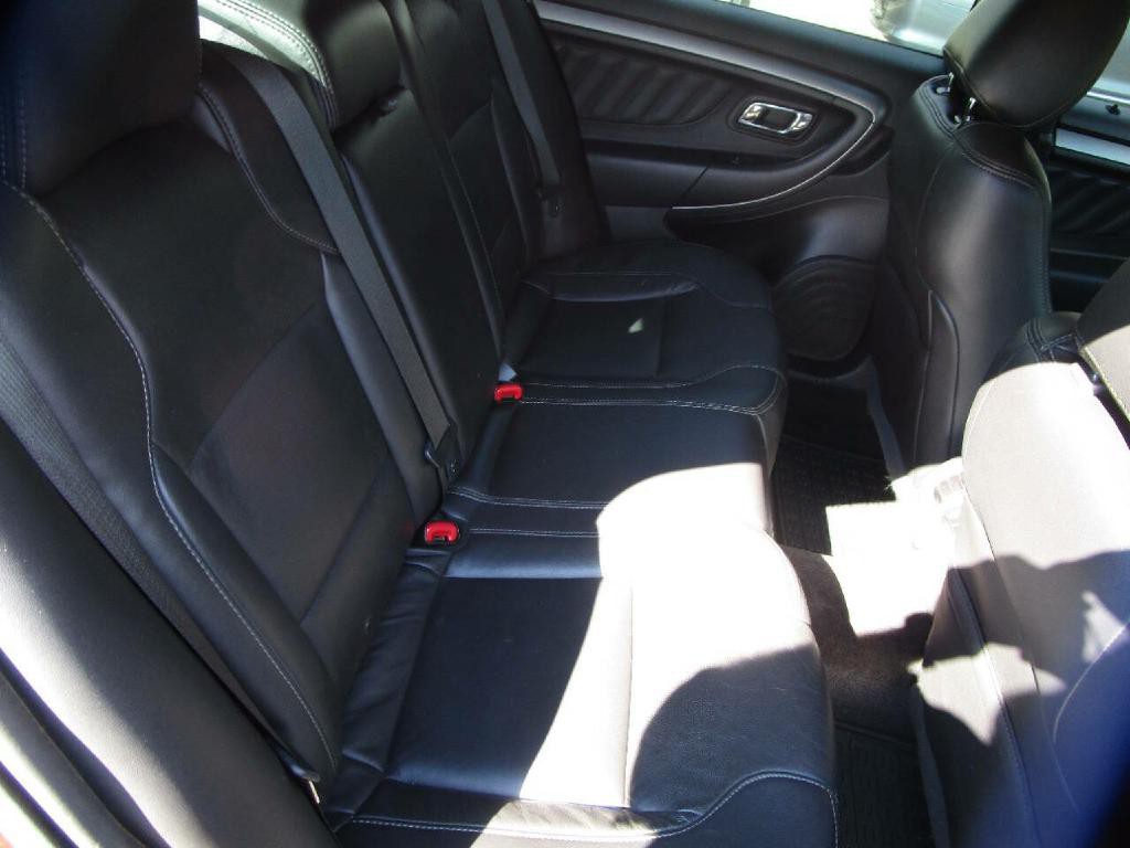 2013 Ford Taurus Image 21