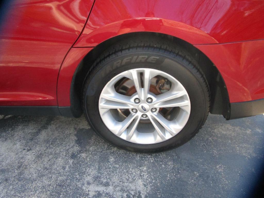 2013 Ford Taurus Image 24