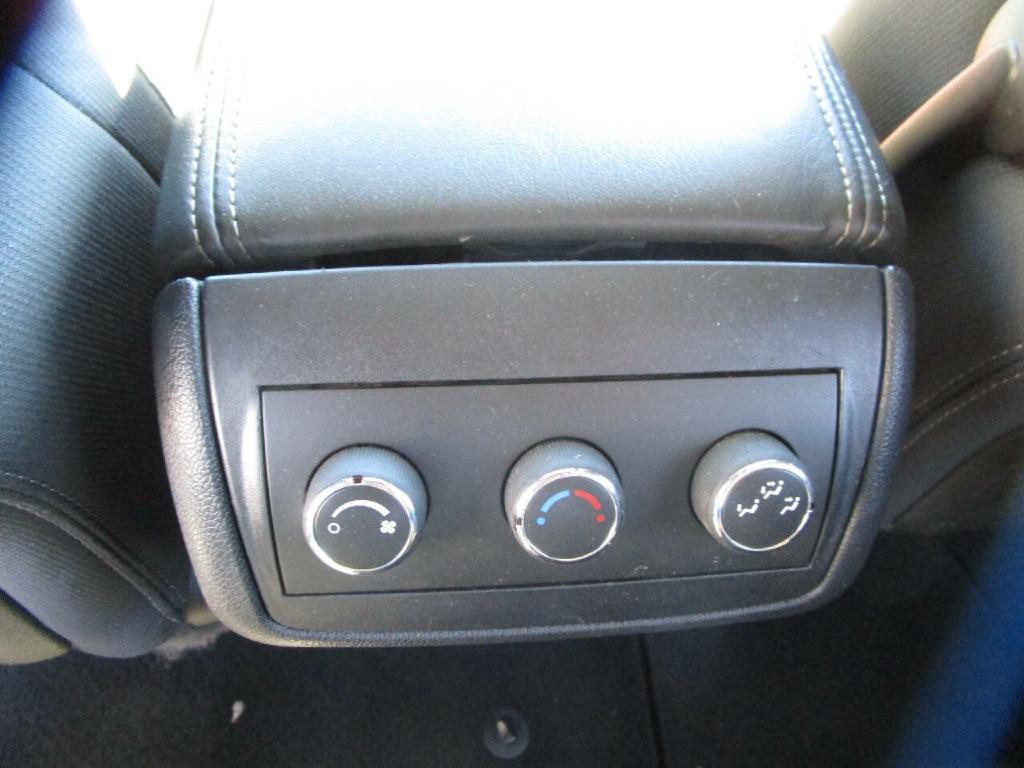 2014 GMC Acadia Image 18