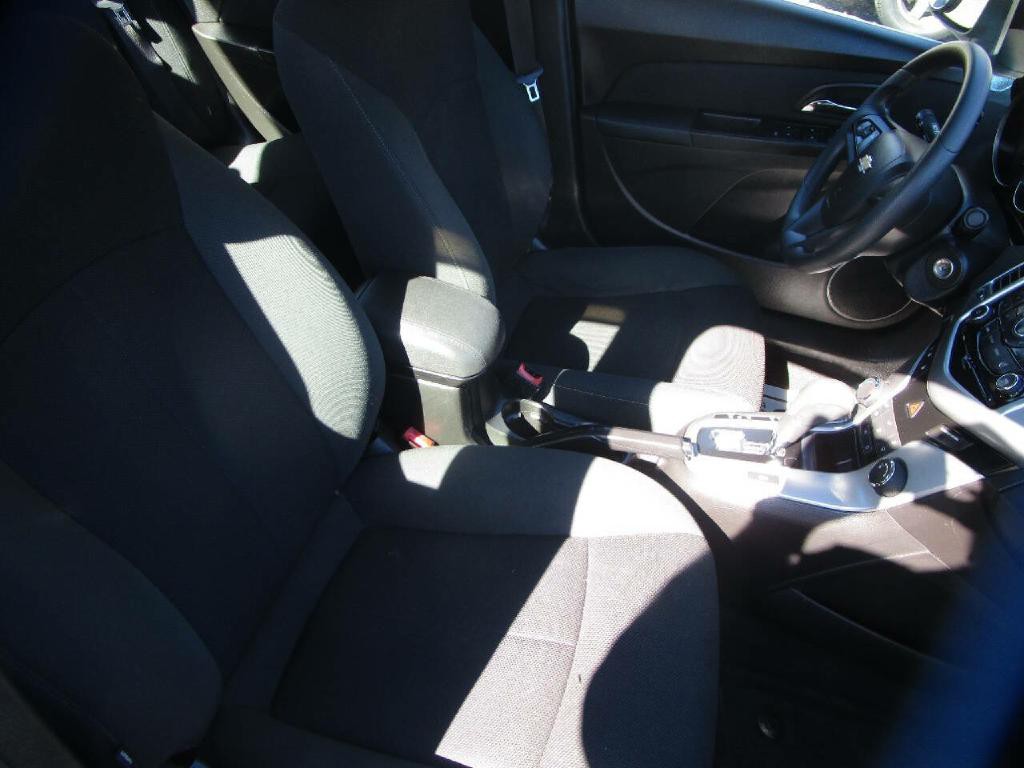 2011 Chevrolet Cruze Image 19