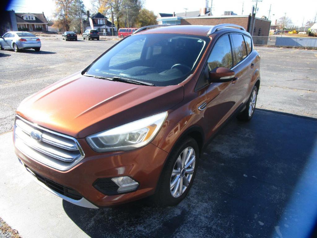 2017 Ford Escape Image 2