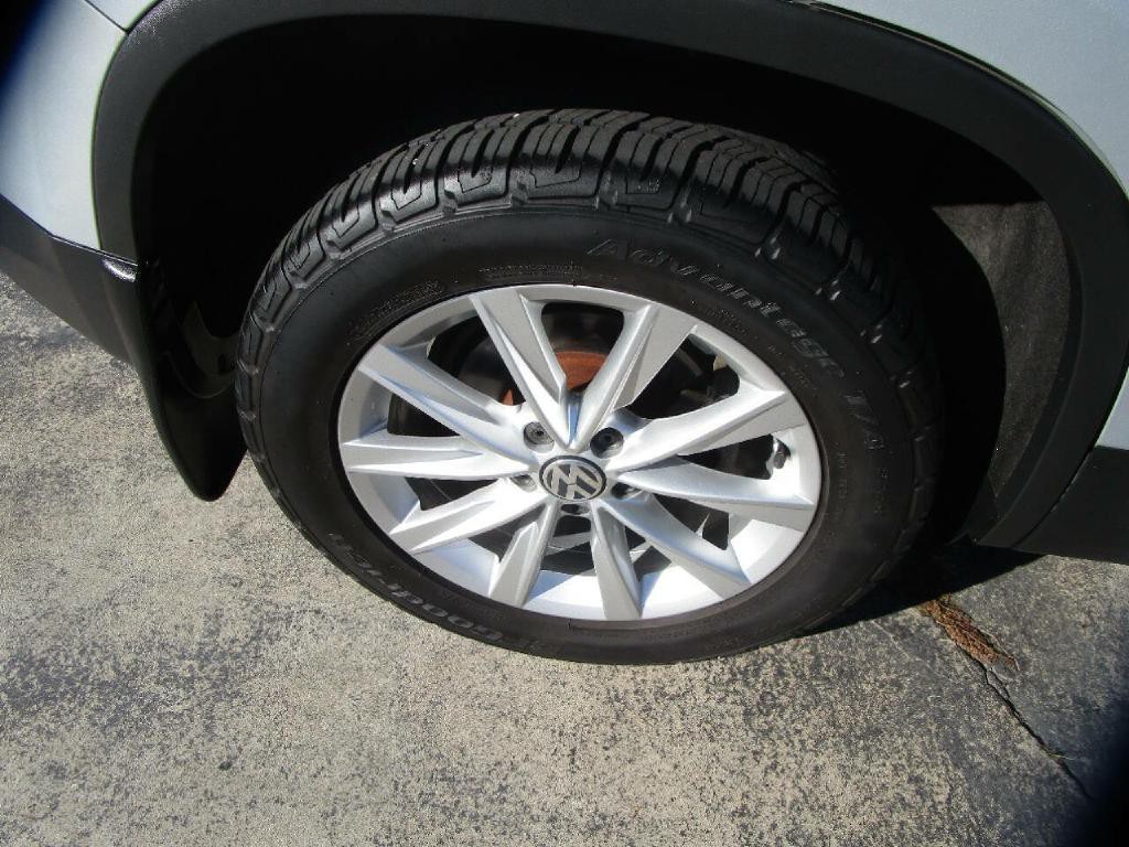 2014 Volkswagen Tiguan Image 23