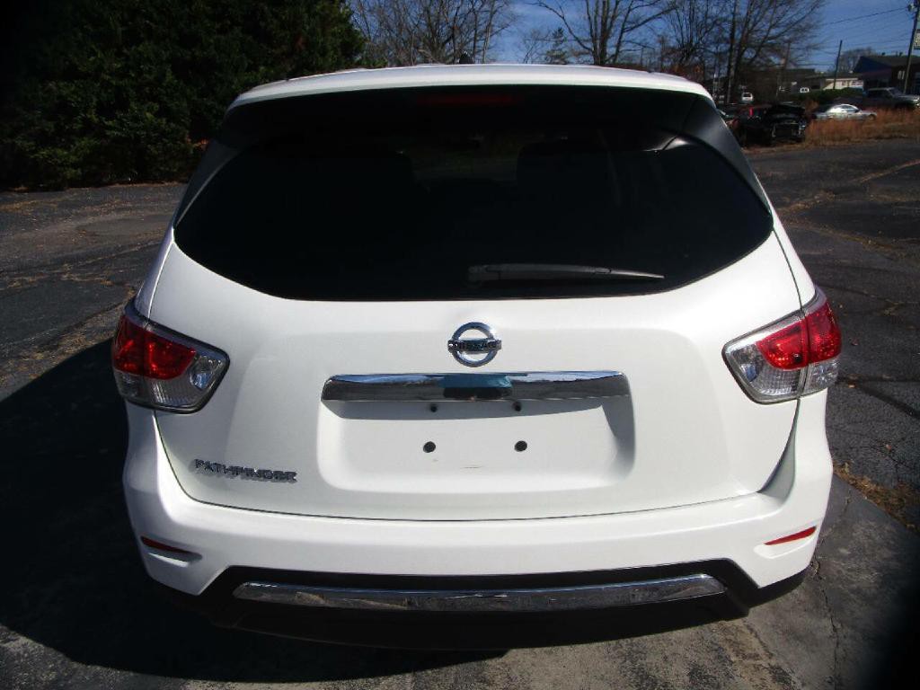 2014 Nissan Pathfinder Image 7