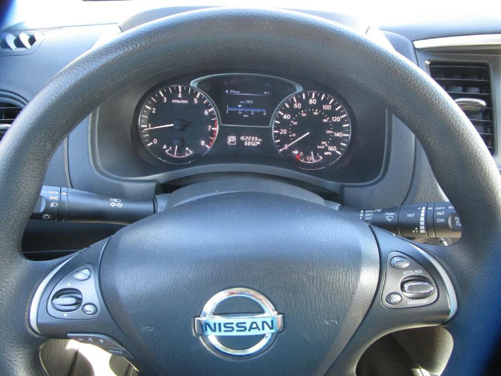 2014 Nissan Pathfinder Image 12