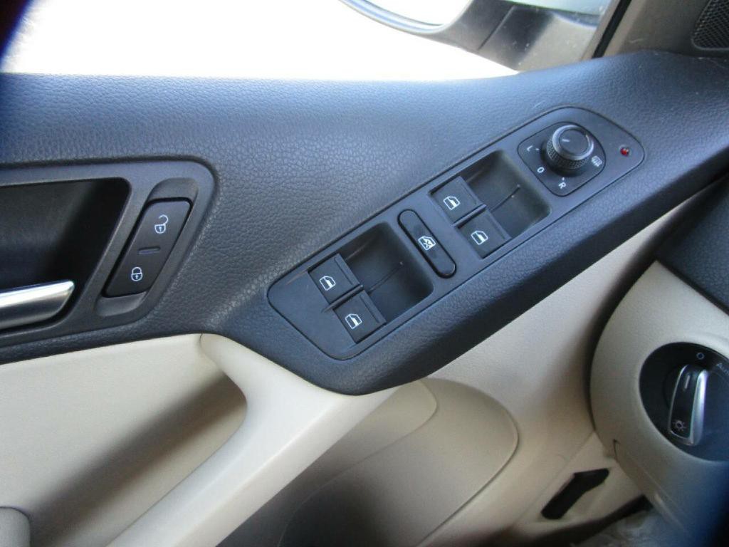 2017 Volkswagen Tiguan Image 11