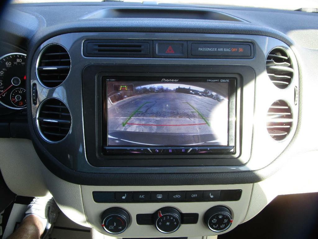 2017 Volkswagen Tiguan Image 14