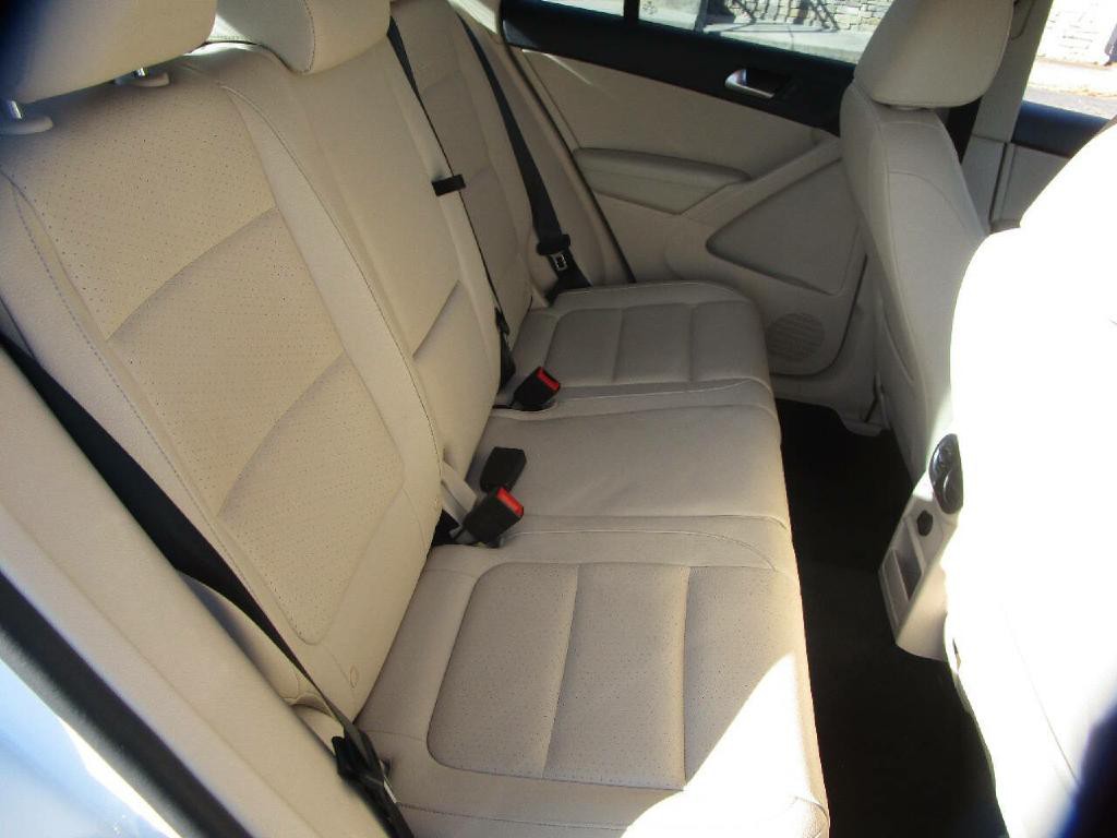 2017 Volkswagen Tiguan Image 21