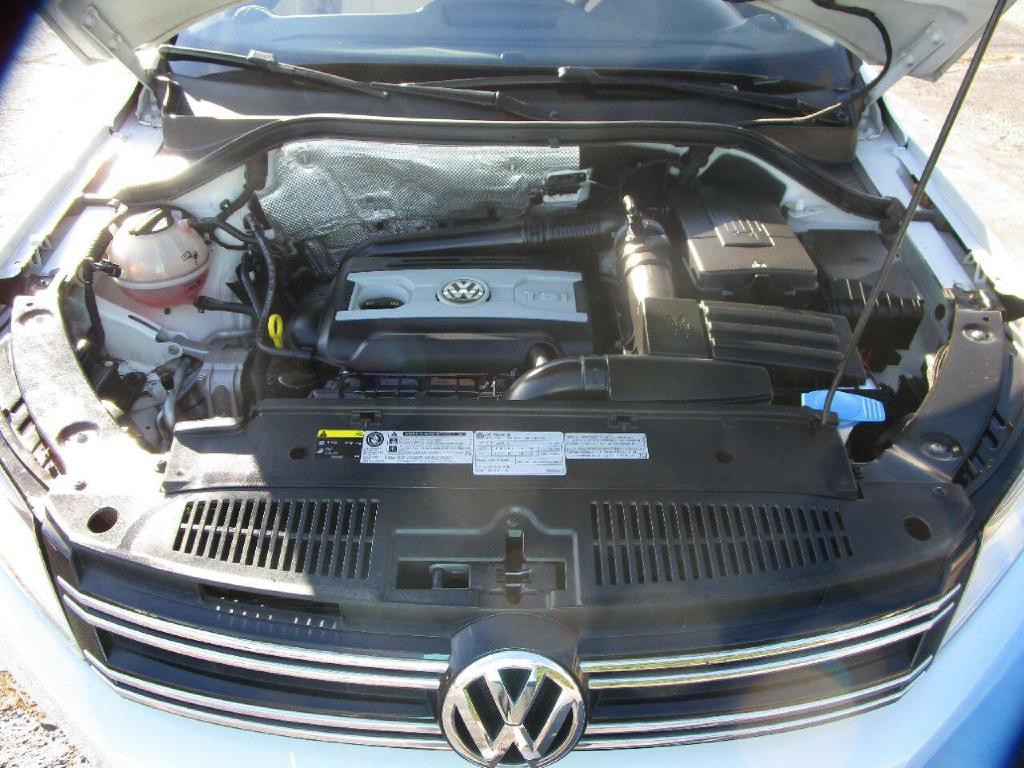 2017 Volkswagen Tiguan Image 22