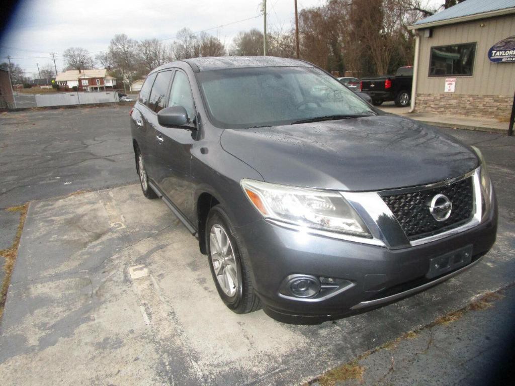 2014 Nissan Pathfinder Image 4