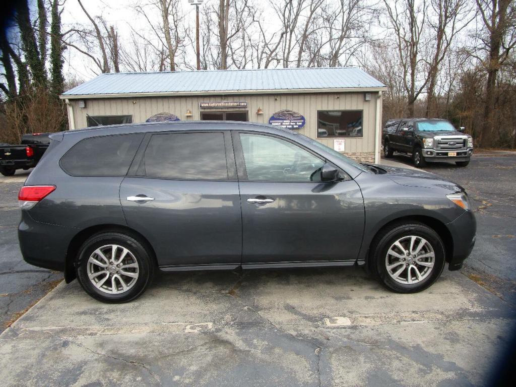 2014 Nissan Pathfinder Image 5