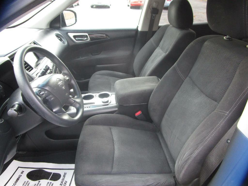 2014 Nissan Pathfinder Image 10