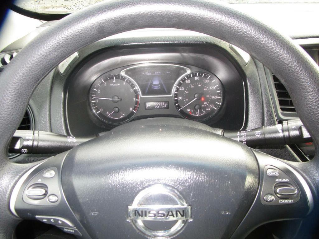 2014 Nissan Pathfinder Image 12