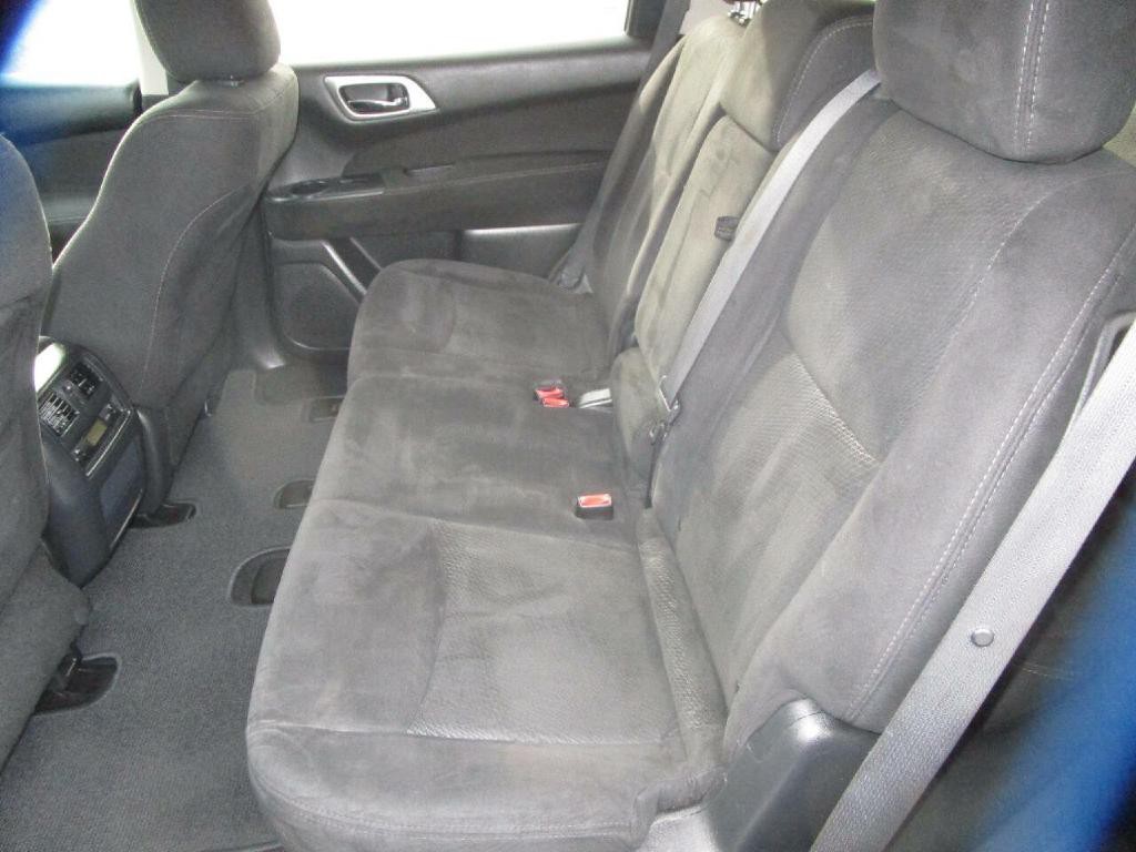 2014 Nissan Pathfinder Image 17