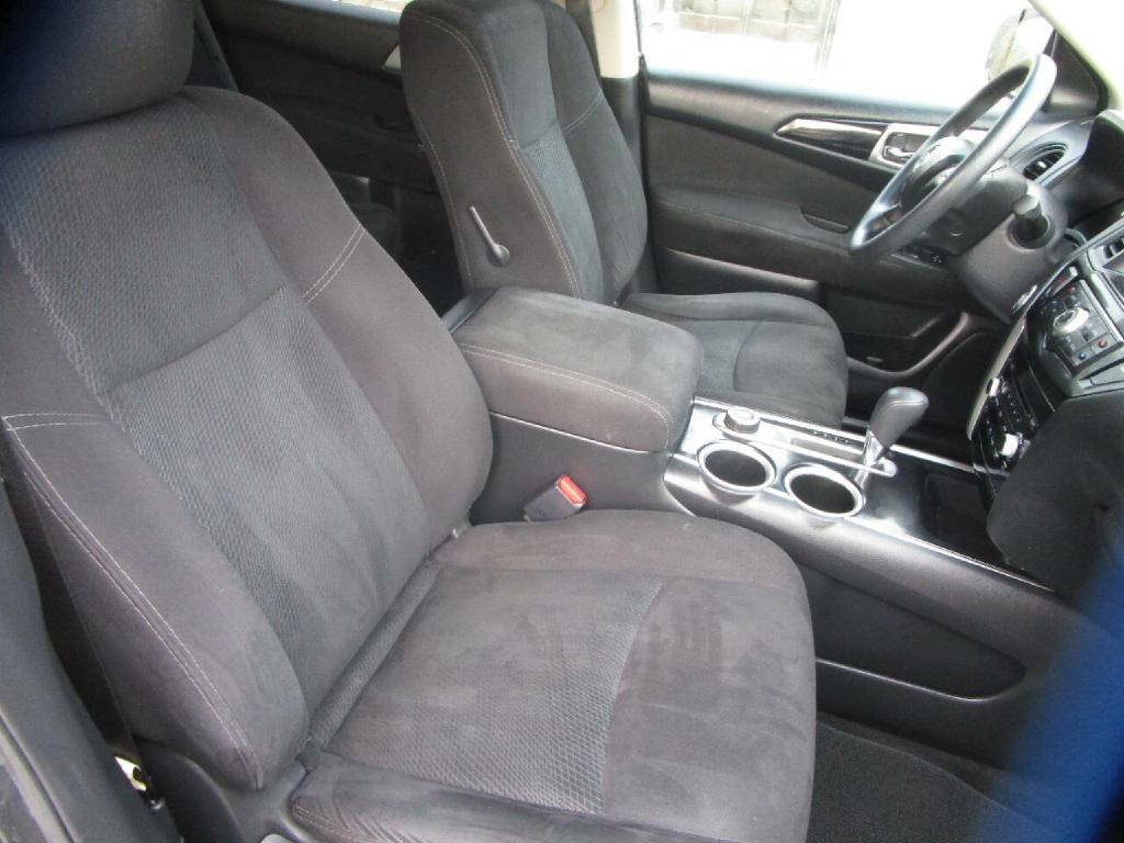 2014 Nissan Pathfinder Image 23