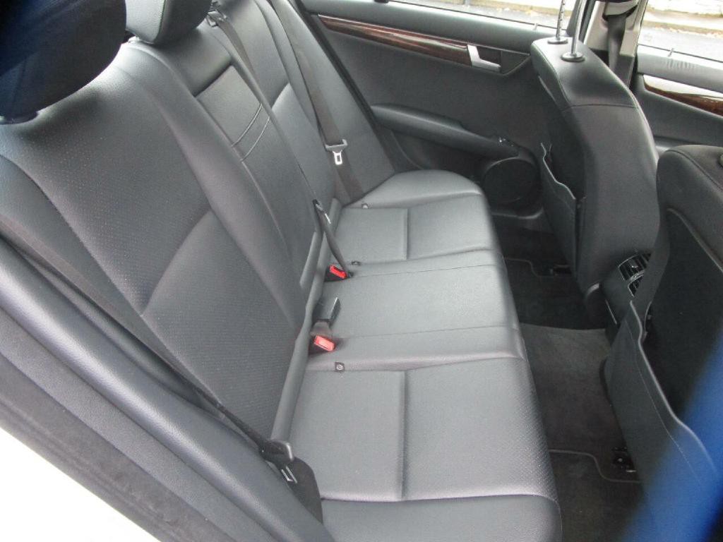 2014 Mercedes-Benz C-Class Image 22