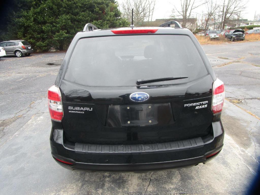 2014 Subaru Forester Image 7