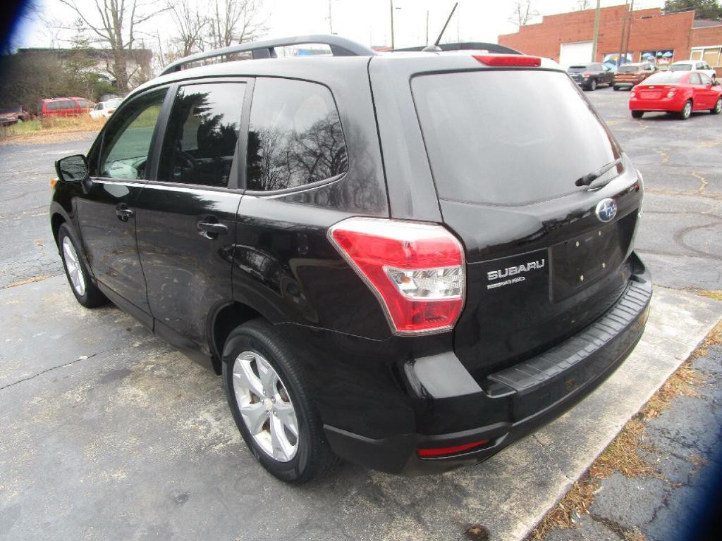 2014 Subaru Forester Image 8