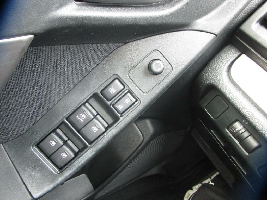 2014 Subaru Forester Image 11