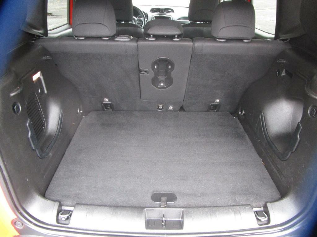 2018 Jeep Renegade Image 20