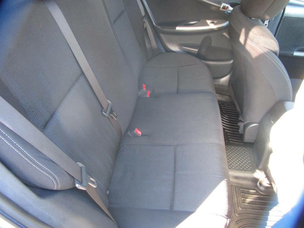 2013 Toyota Corolla Image 20