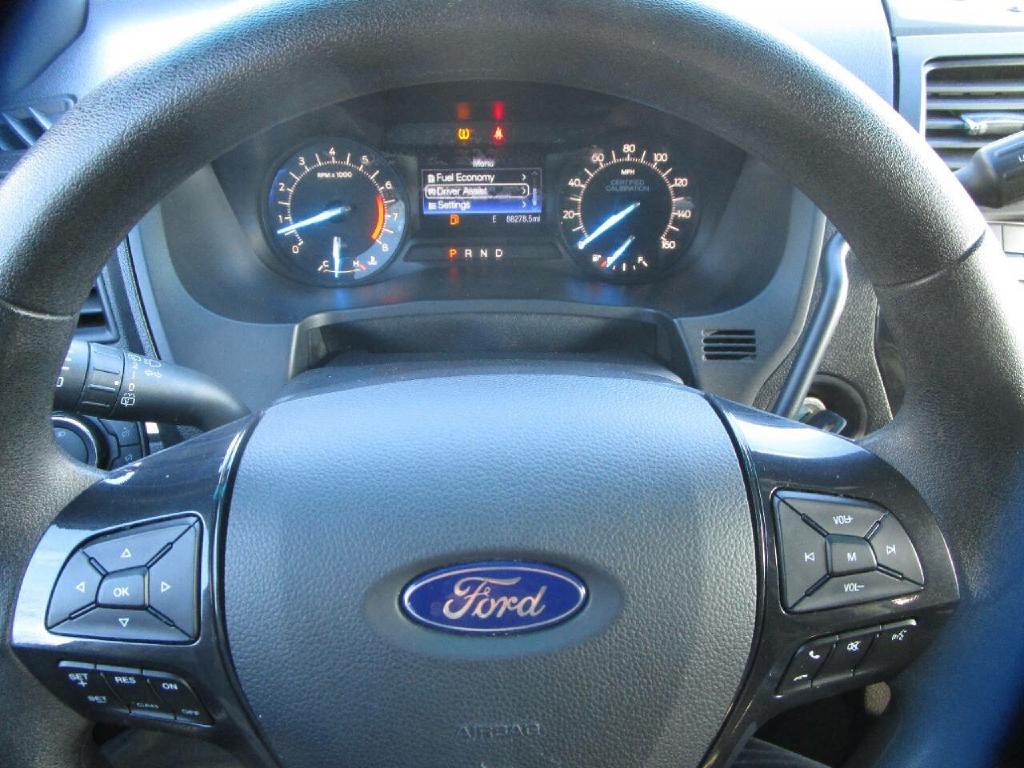 2016 Ford Explorer Image 10