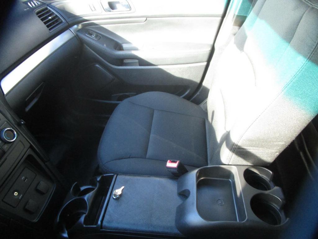 2016 Ford Explorer Image 13