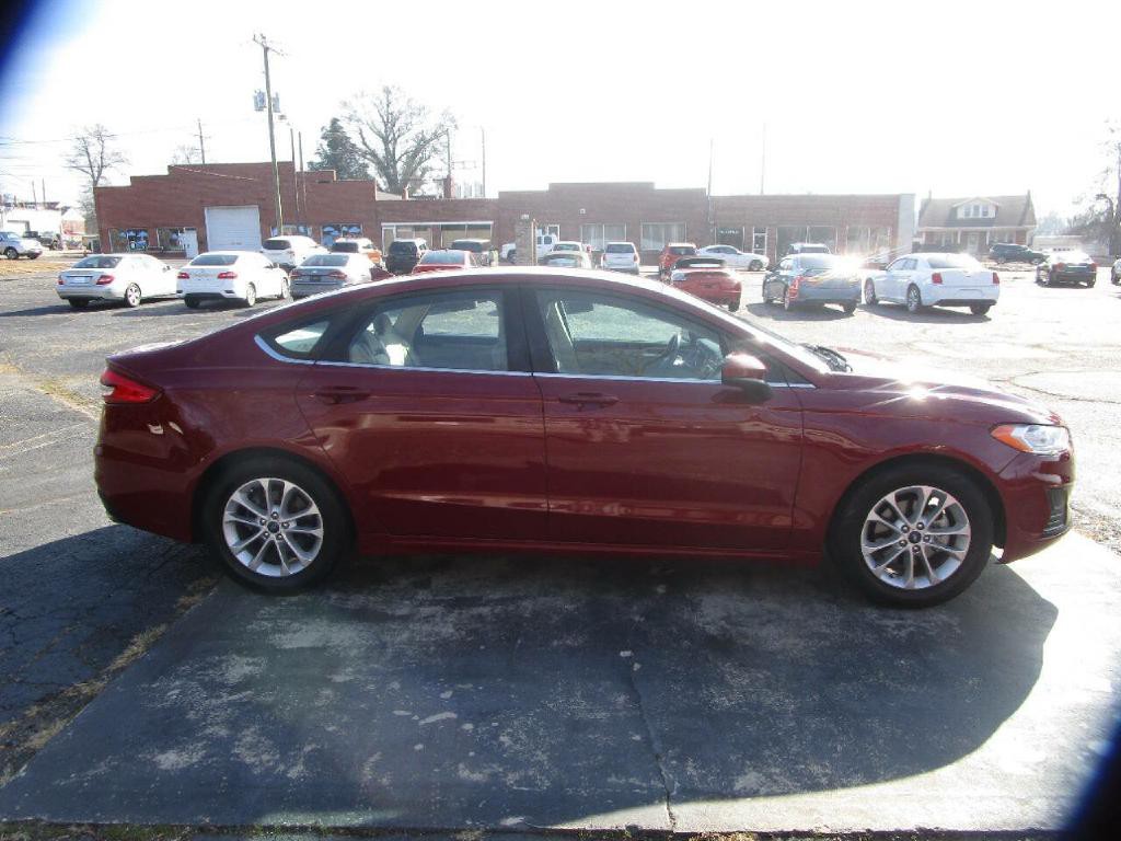 2019 Ford Fusion Image 5