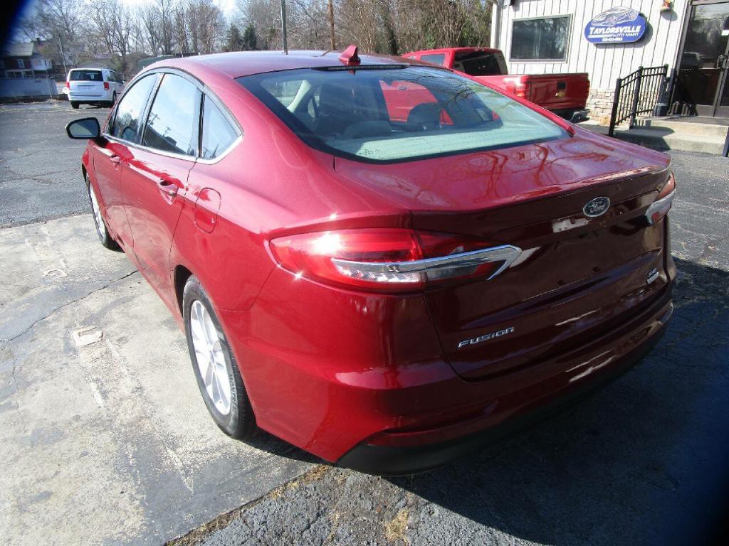 2019 Ford Fusion Image 8