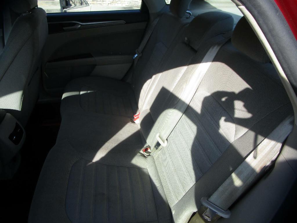 2019 Ford Fusion Image 17