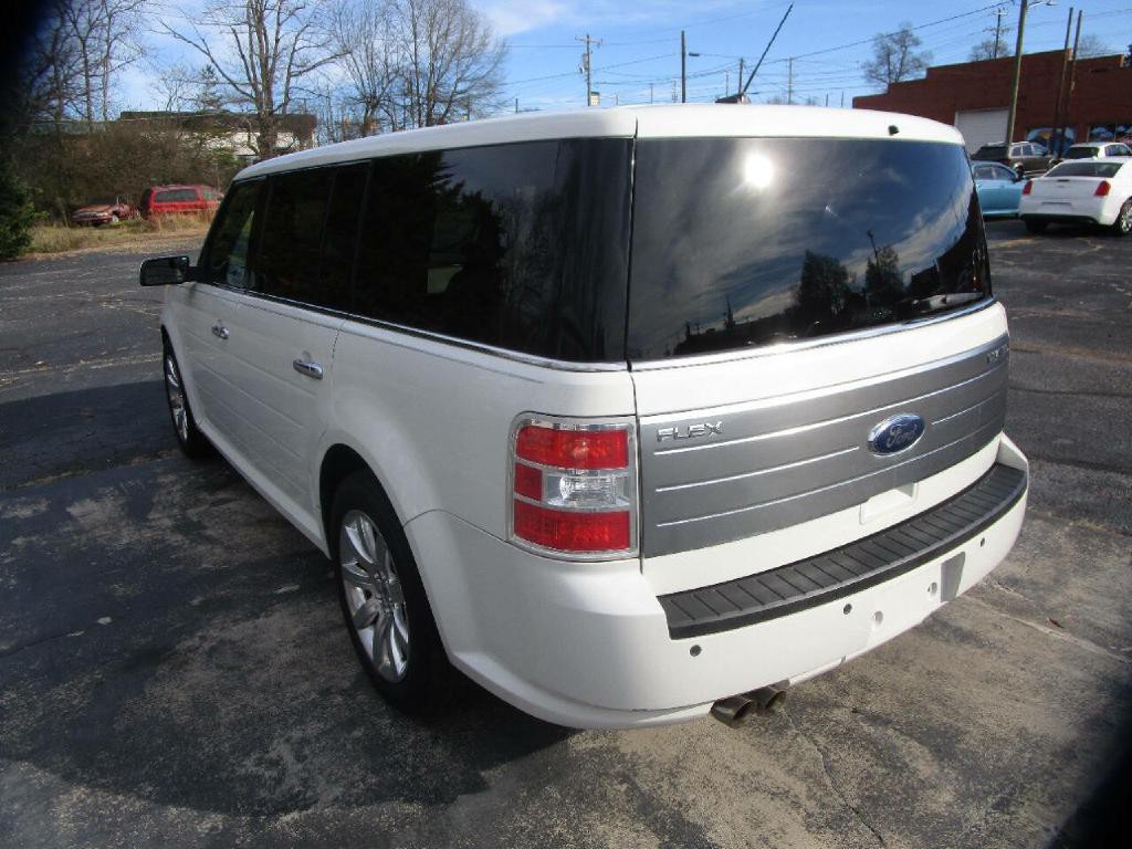 2009 Ford Flex Image 8