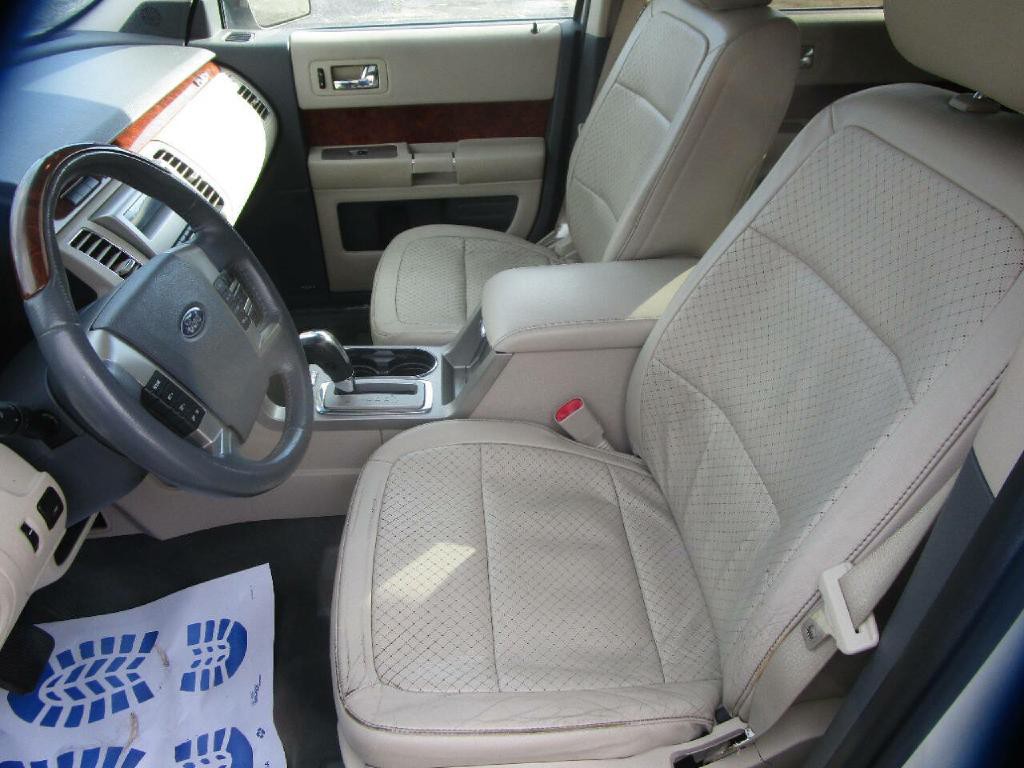 2009 Ford Flex Image 10