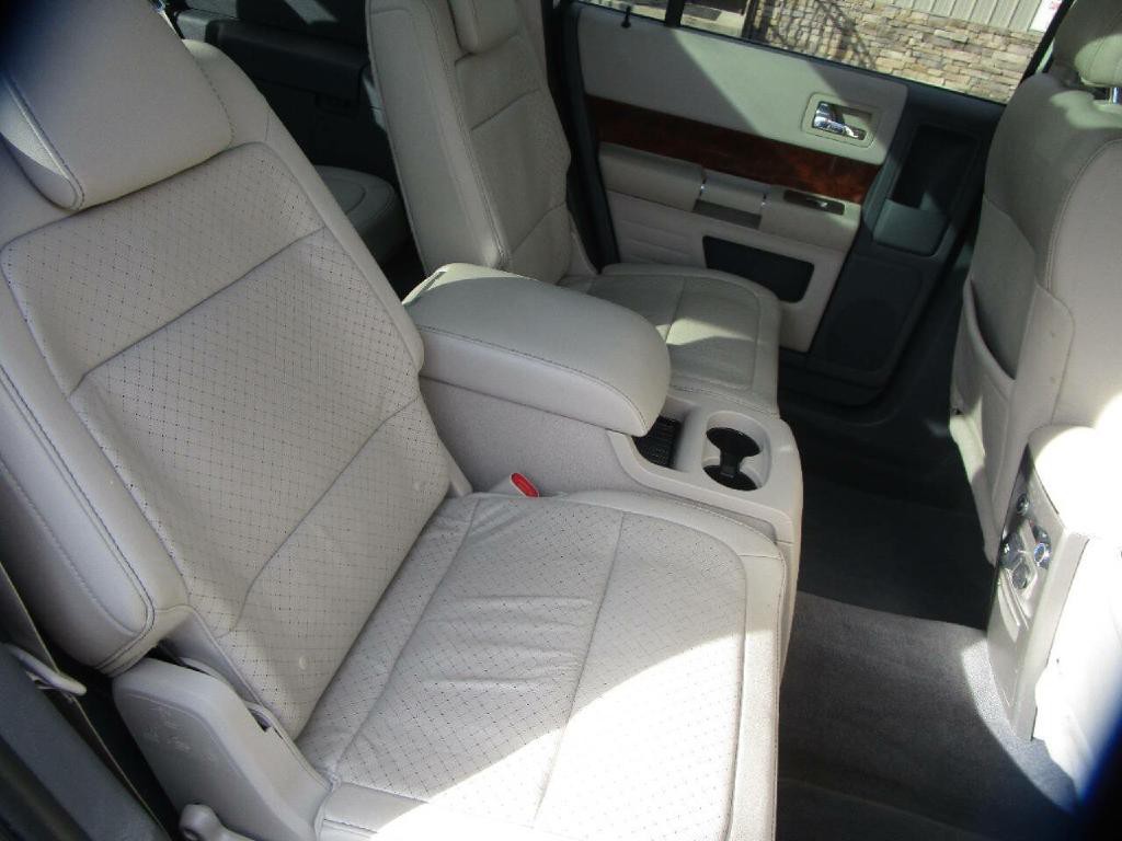 2009 Ford Flex Image 23