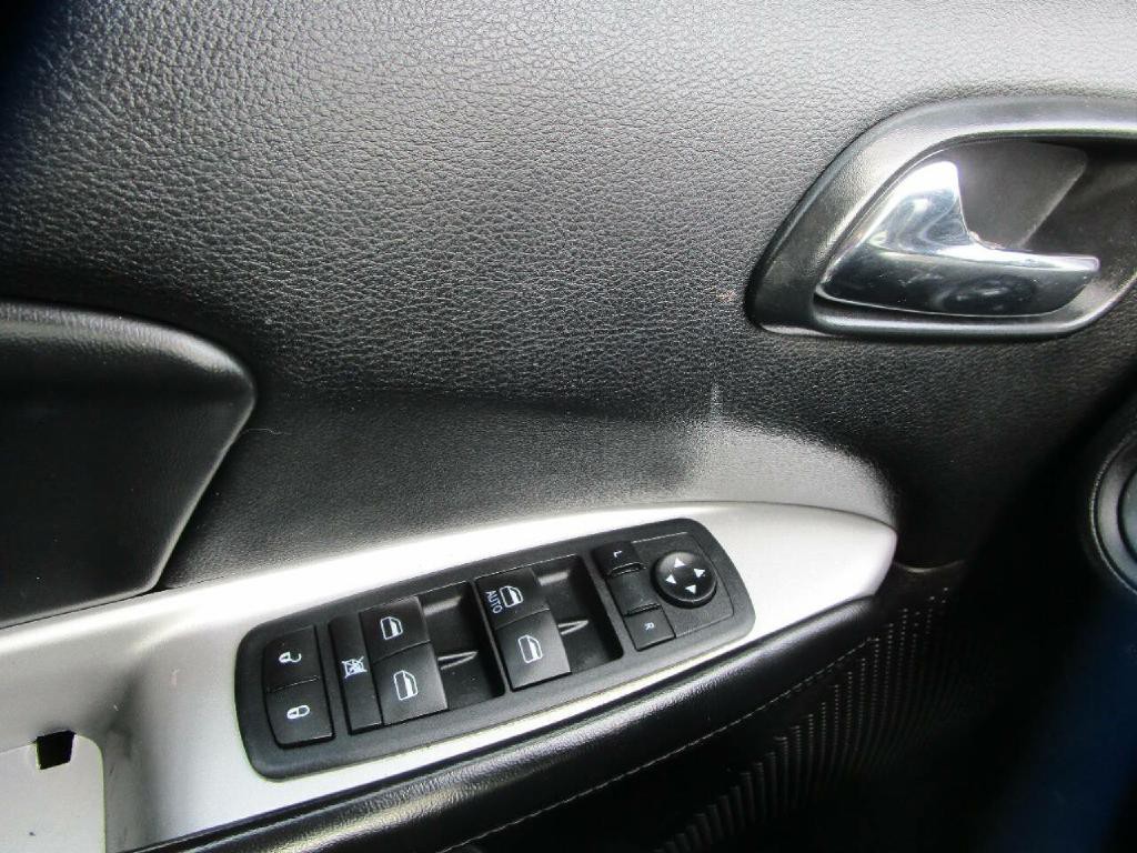 2015 Dodge Journey Image 11