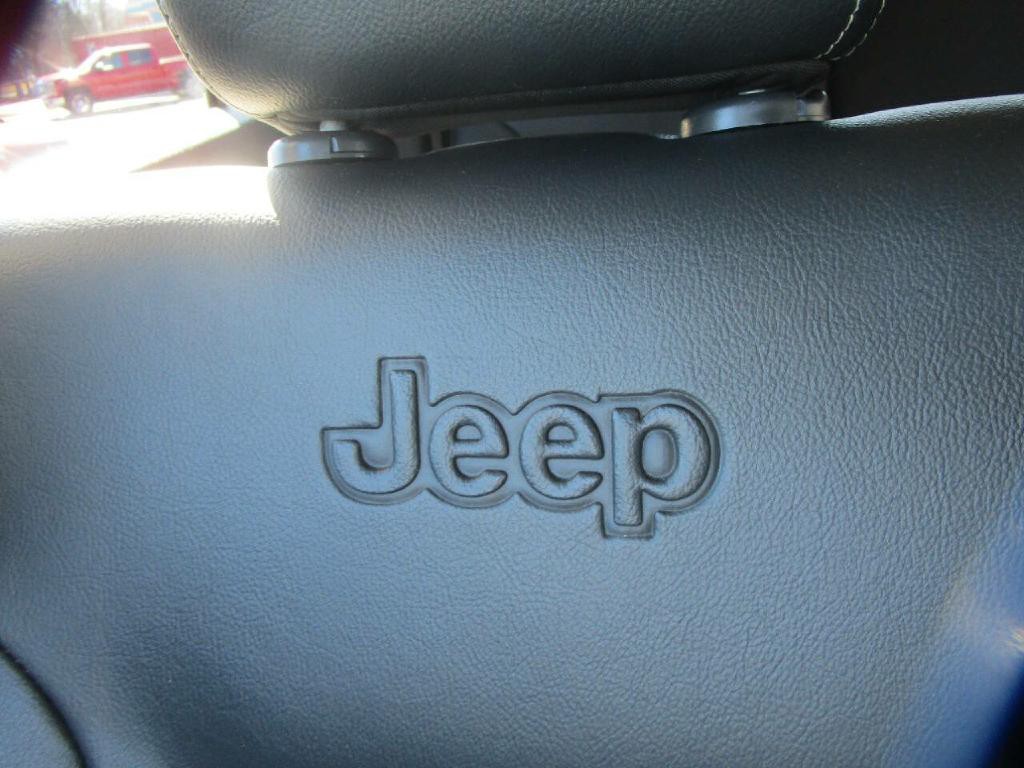 2009 Jeep Liberty Image 18