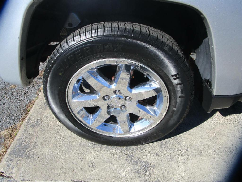 2009 Jeep Liberty Image 24