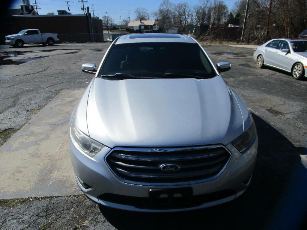 2014 Ford Taurus Image 3