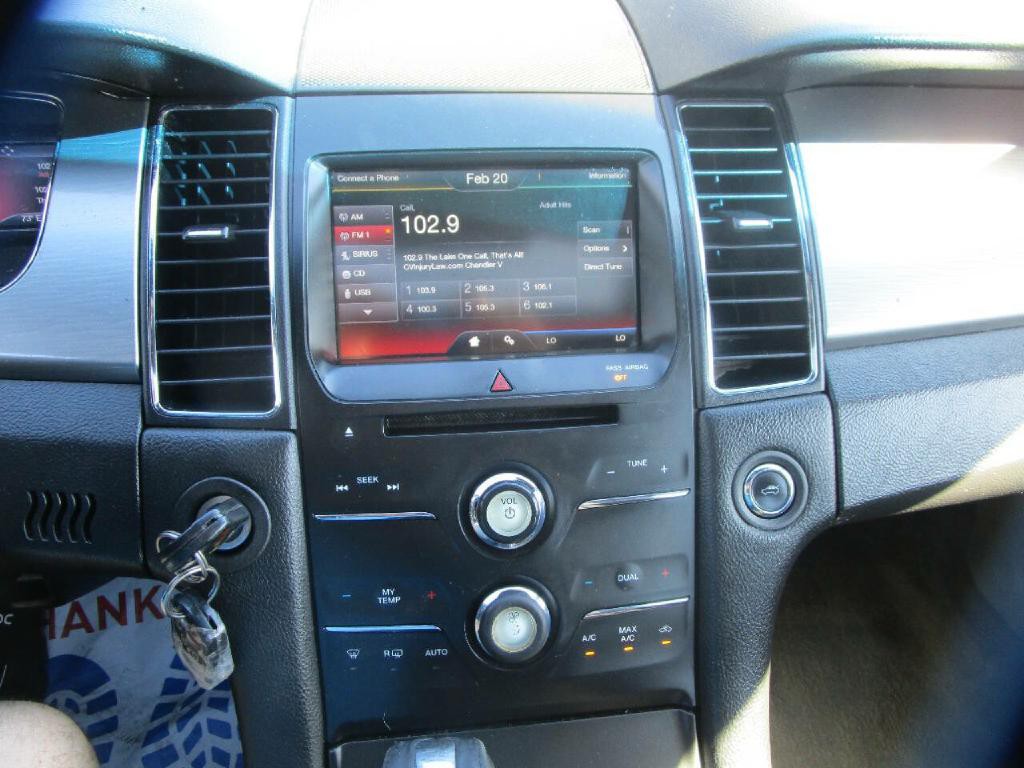 2014 Ford Taurus Image 12