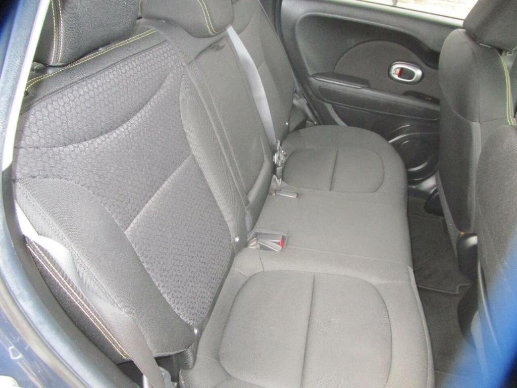 2015 Kia Soul Image 18
