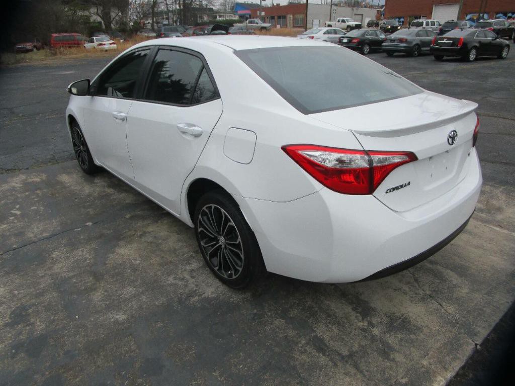 2015 Toyota Corolla Image 6