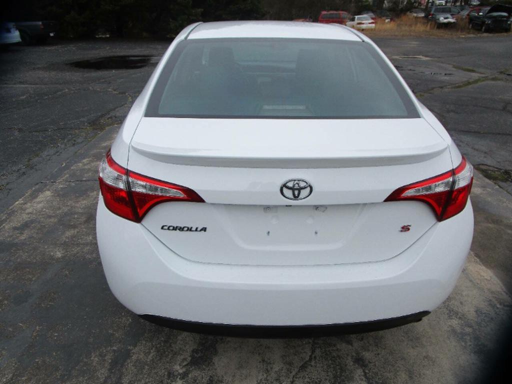 2015 Toyota Corolla Image 7
