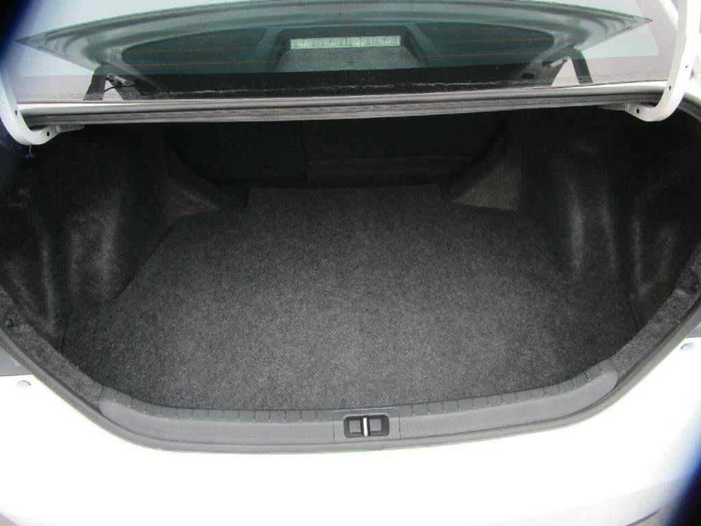 2015 Toyota Corolla Image 19