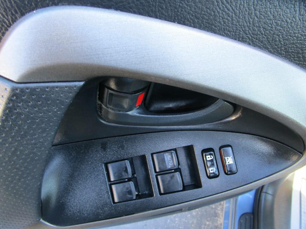 2011 Toyota Rav4 Image 10