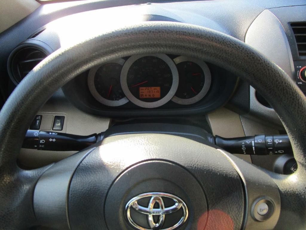 2011 Toyota Rav4 Image 13
